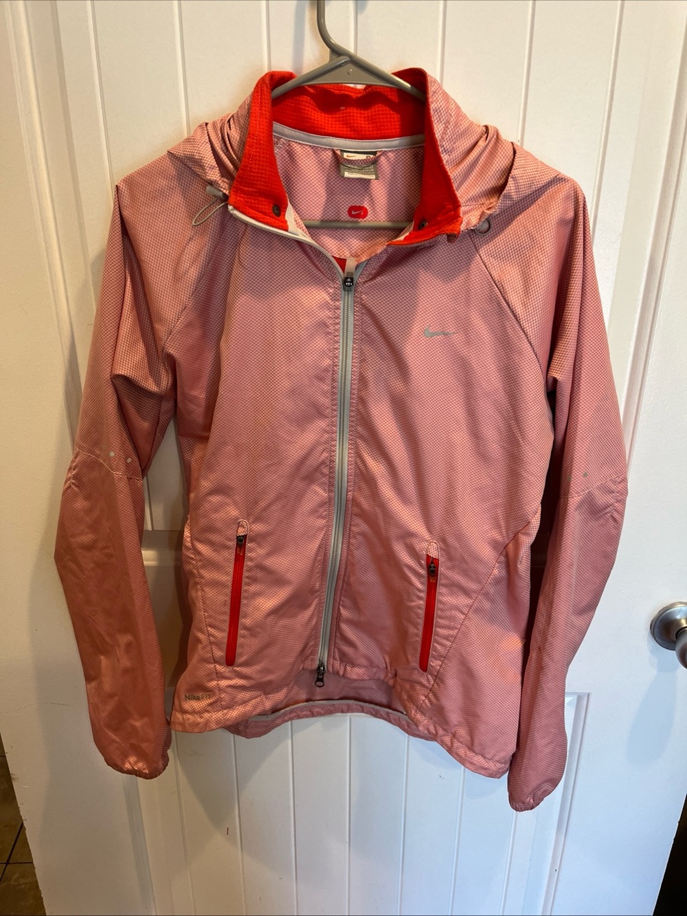 Nike Pink Checkered Hooded Rain Jacket with Red Accents Size S Coral
